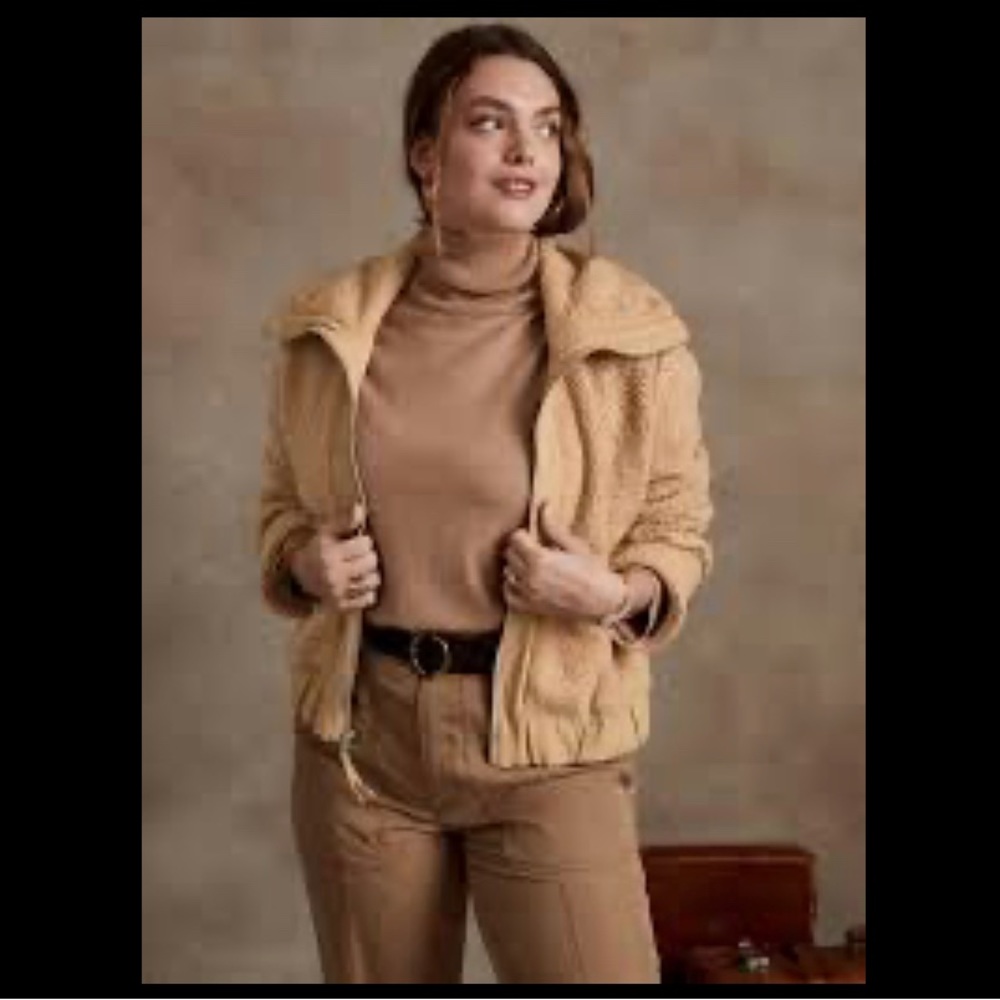 Banana Republic Sherpa / Teddy Bomber Jacket